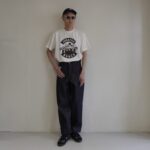 【グラフィックTの威力】BRU NA BOINNE「ジャナパンツアーTee」で、Tシャツ1枚スタイルを極める。