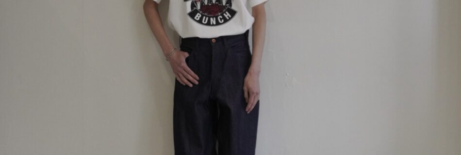 【グラフィックTの威力】BRU NA BOINNE「ジャナパンツアーTee」で、Tシャツ1枚スタイルを極める。