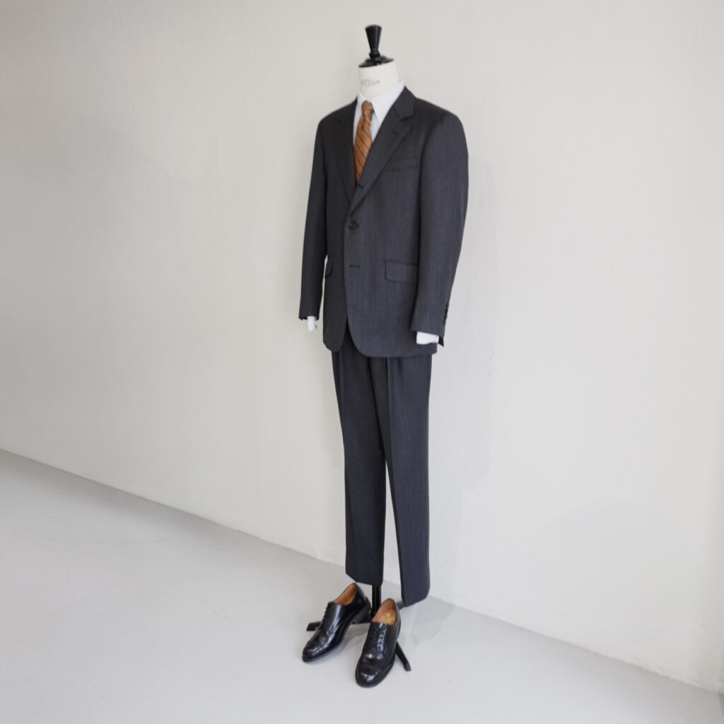 タフでエレガント——Canonico “Covert Cloth” スーツの魅力 オーダー スーツ 名古屋 名古屋駅 栄 人気 ビジネス おシャレ