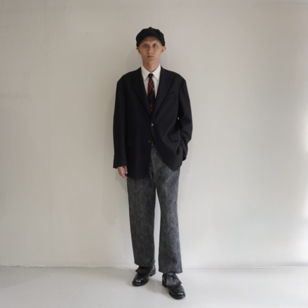 apartir オーダージャケット トーマスメイソン シャツ BRU NA BOINNE ペイズリーパンツ 秋冬コーデ